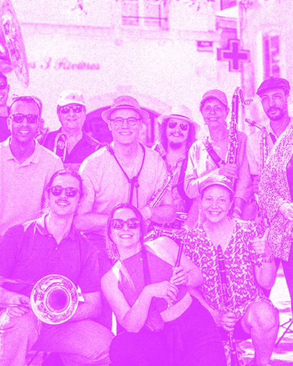 Fanfare - Ze Tribu Brass Band
