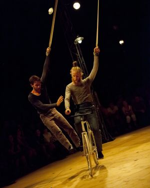 Vol d'usage - Cie.Quotidienne - Duo de cirque