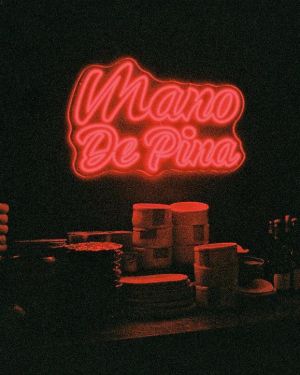 Mano De Pina fête ses 1 an